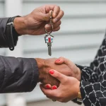Como Escolher Agência de Marketing Imobiliário: Guia Definitivo para C-levels Maximizarem VGV e Reduzirem o CAC