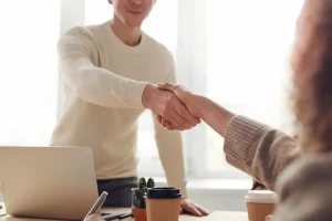 Construção de Marca para Incorporadoras: o Guia Definitivo para Maximizar o VGV e Reduzir o CAC