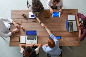 Plano de Marketing para Lançamento Imobiliário: Framework Estratégico para Maximizar VGV e Acelerar VSO